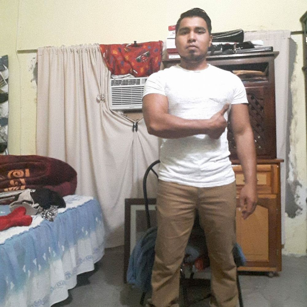 Meet your Posher, Jairo alberto